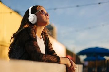 Bluetooth-гарнітура JBL Tune 780NC White (JBLT780NCWHT) DC583898 фото